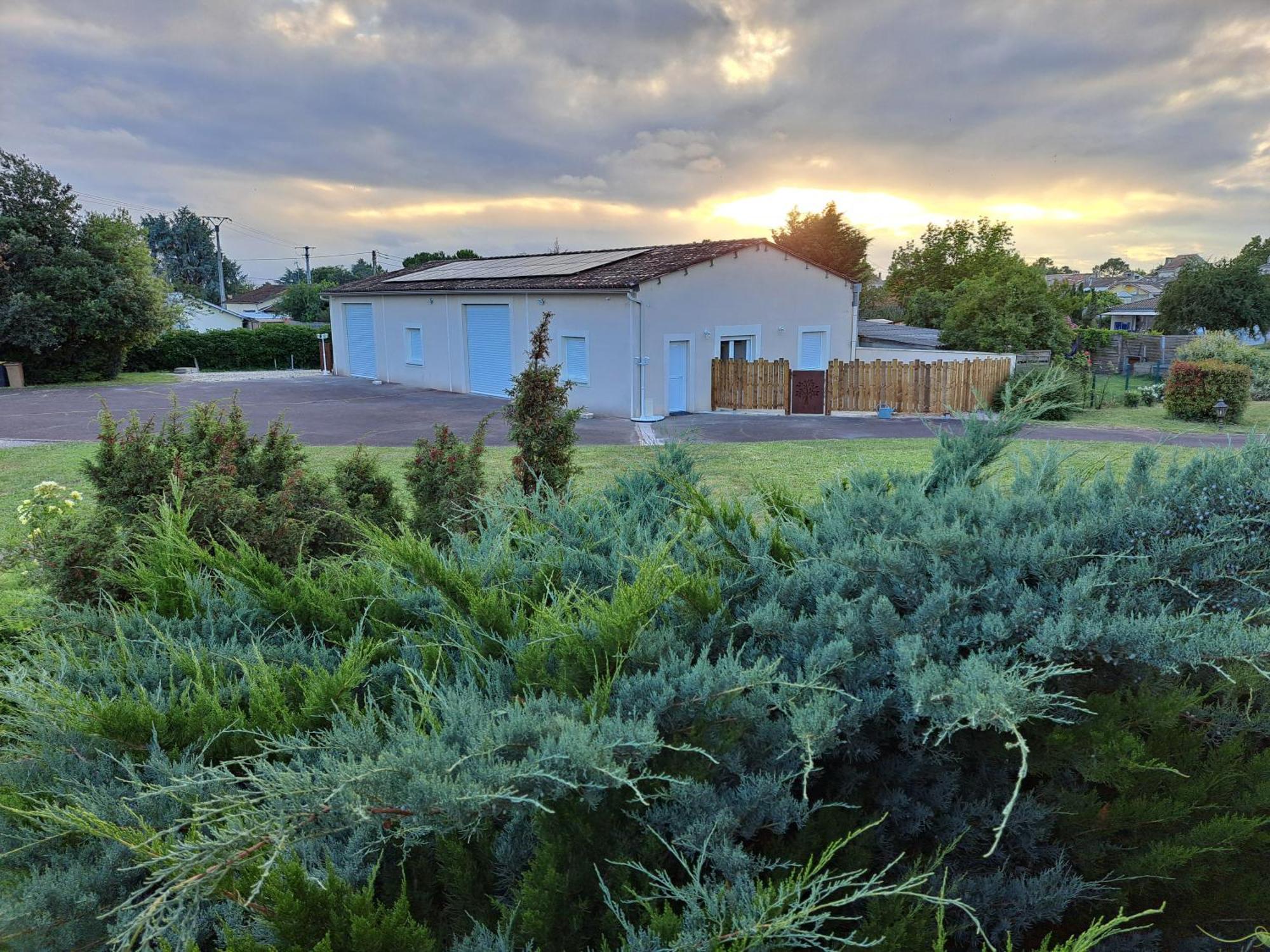 A La Source Villa Saint-Medard-de-Guizieres Dış mekan fotoğraf